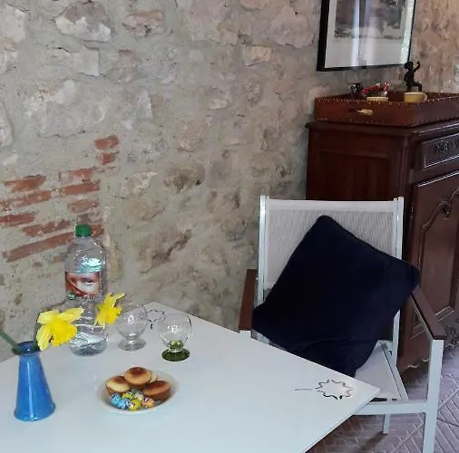 Les Vitarelles En Quercy Berganty