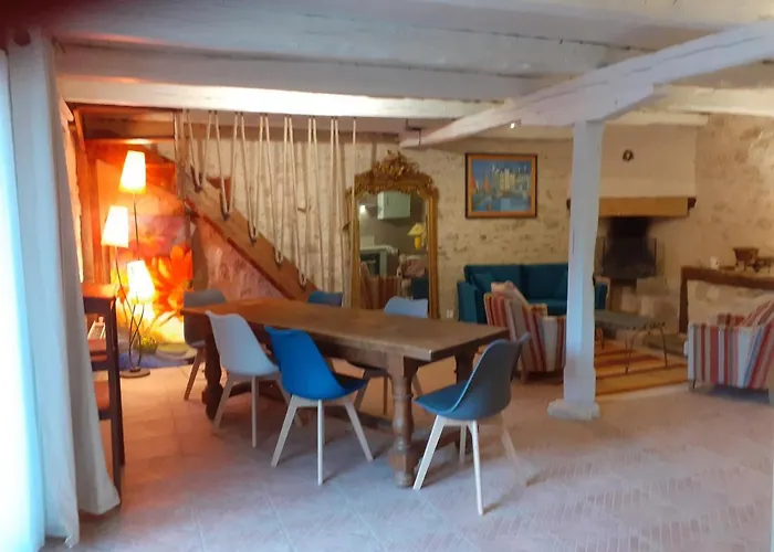 فندق مبيت وإفطار Les Vitarelles En Quercy