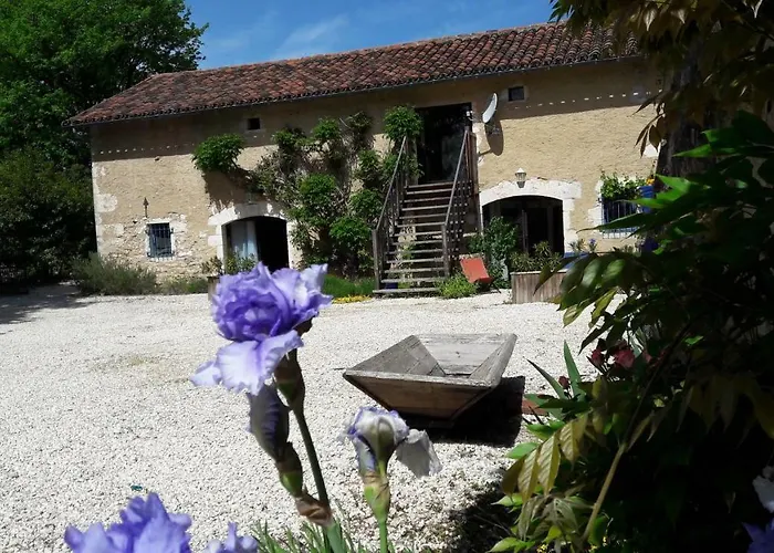 فندق مبيت وإفطار Les Vitarelles En Quercy Berganty